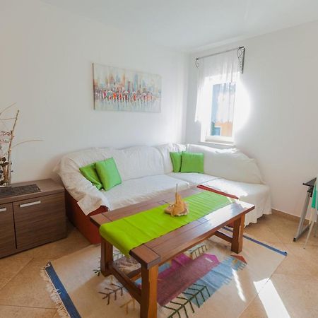 Apartman Mare Lovrečica Buitenkant foto