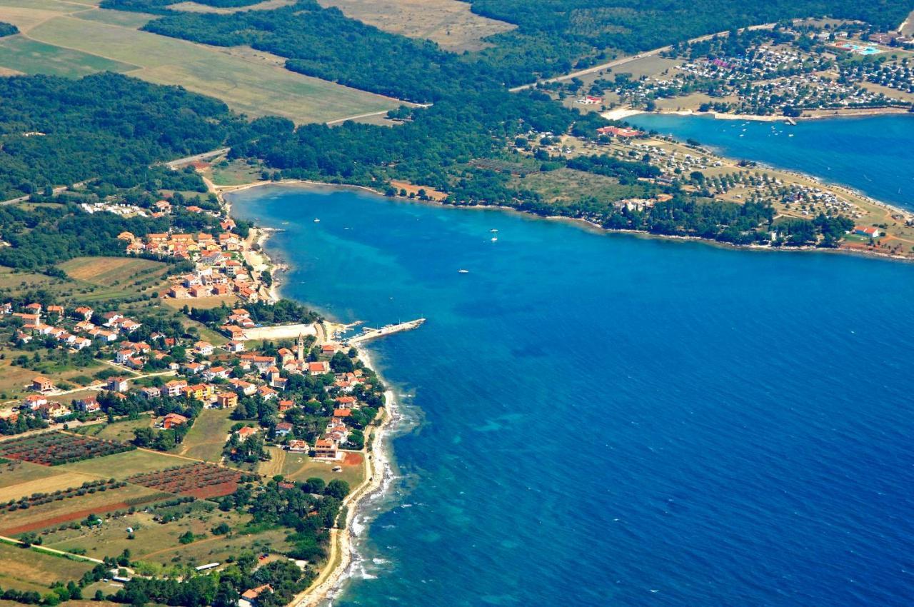 Apartman Mare Lovrečica Buitenkant foto