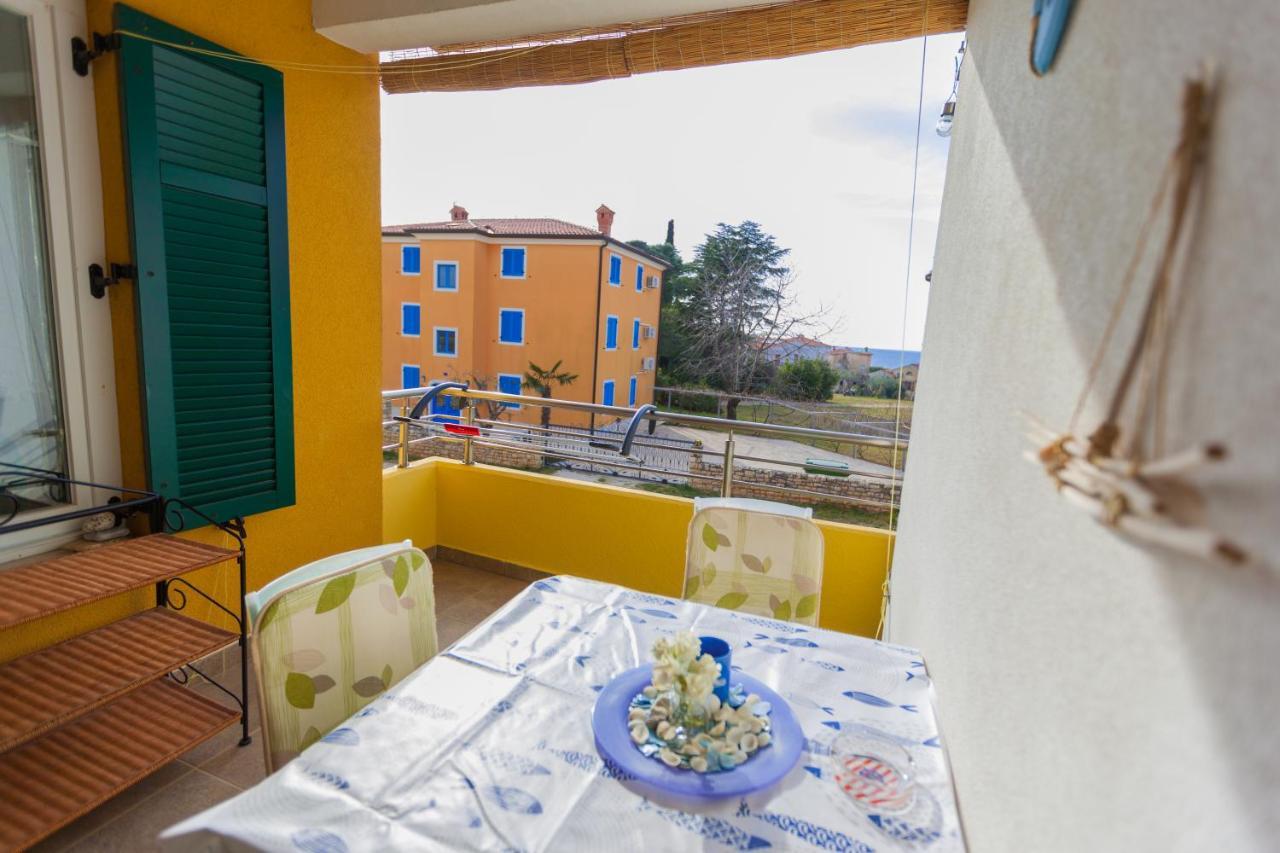 Apartman Mare Lovrečica Buitenkant foto