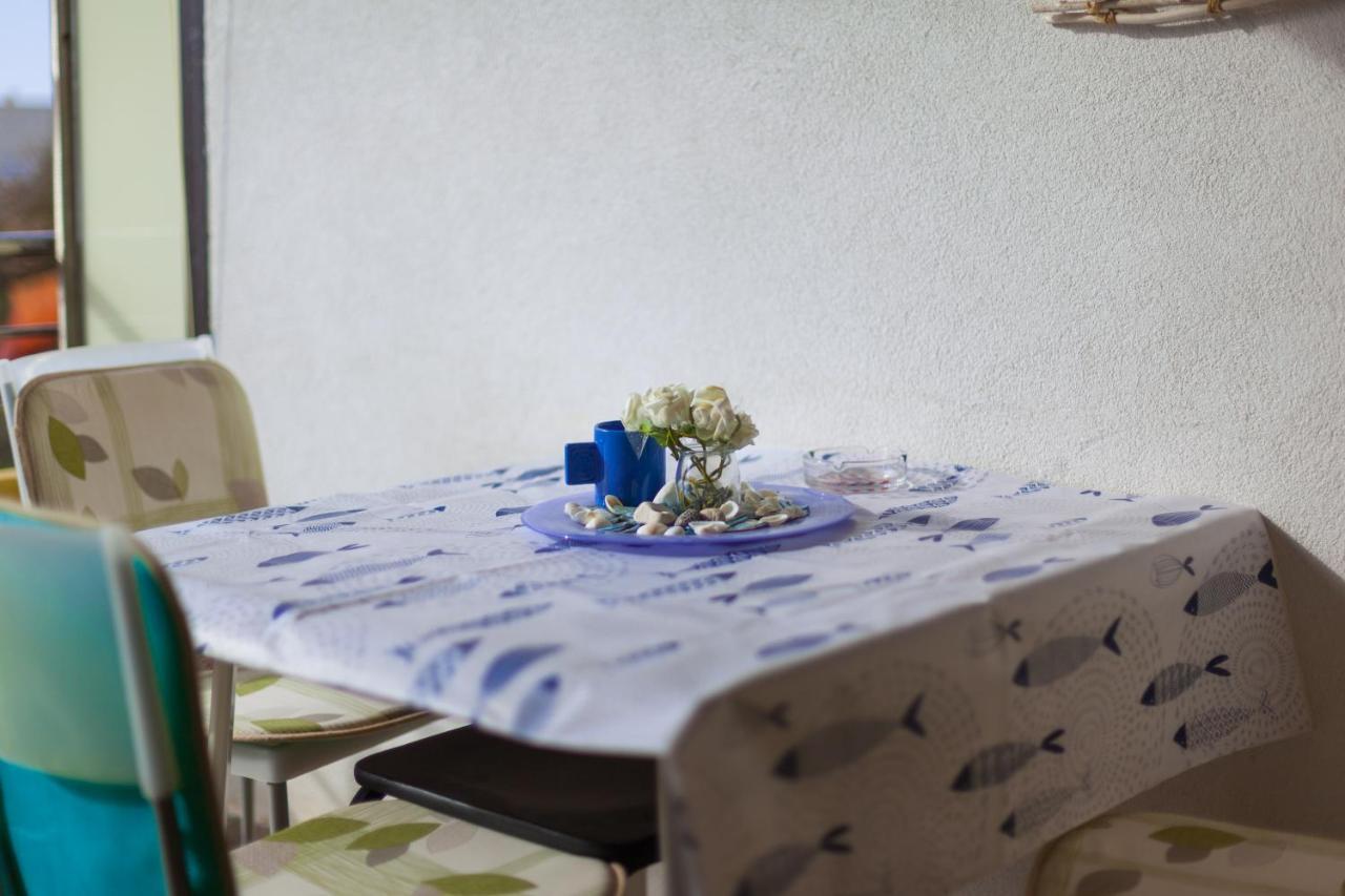 Apartman Mare Lovrečica Buitenkant foto