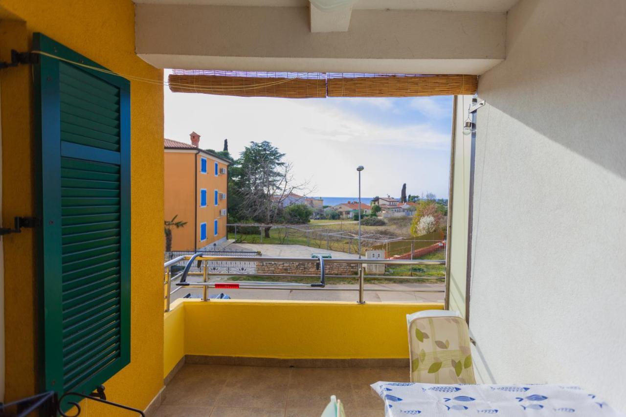 Apartman Mare Lovrečica Buitenkant foto