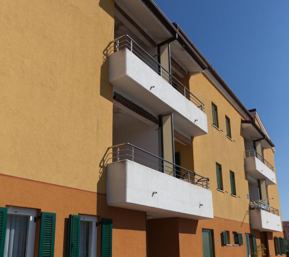 Apartman Mare Lovrečica Buitenkant foto